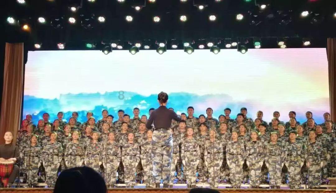 闻臭袜就能导致肺部真菌感染?要满足2个条件